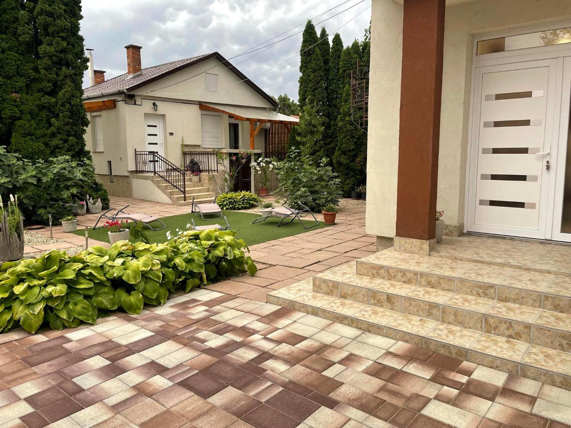 Adam Apartman Hajdúszoboszló Exteriér fotografie